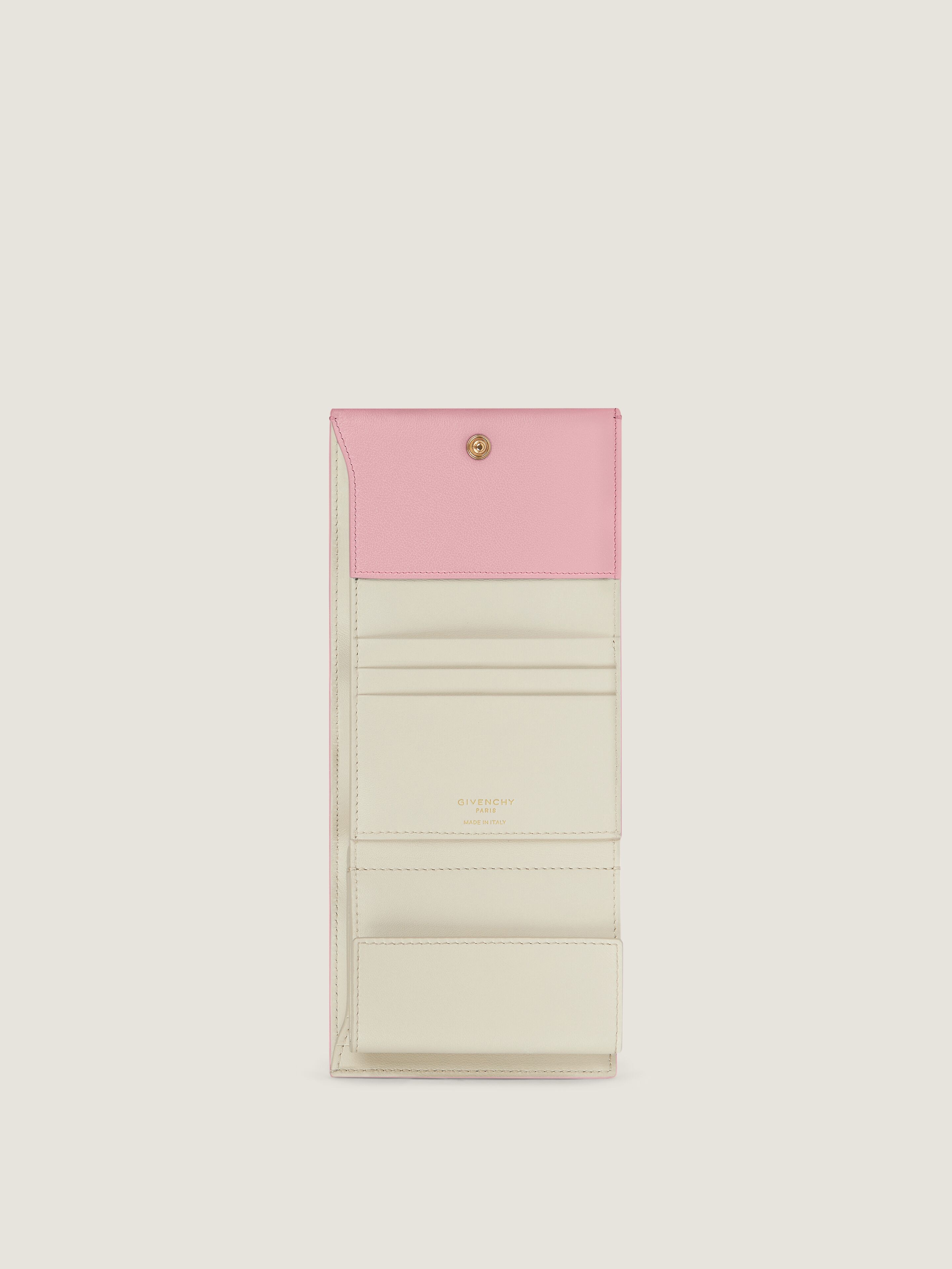 Day wallet in shiny leather